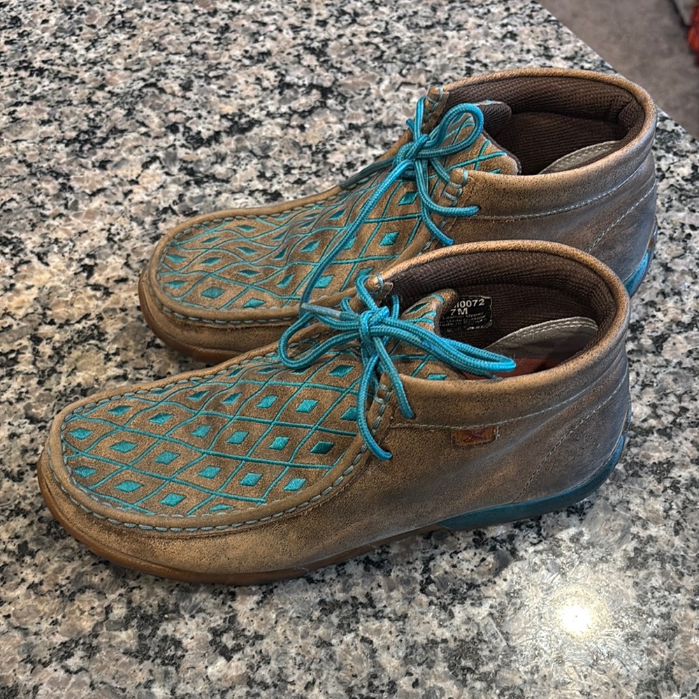 Brown and Blue Twisted X’s Casual Shoes